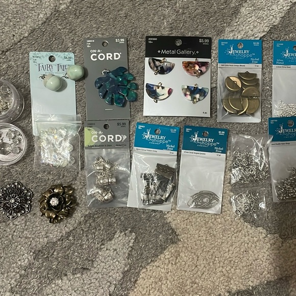 Jewelry making bundle - Picture 1 of 9